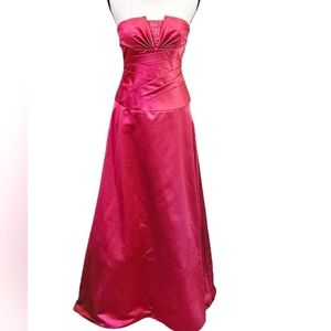 David's Bridal Hot Pink Satin Sweetheart Neckline w/Beading  Formal Gown,Size 4